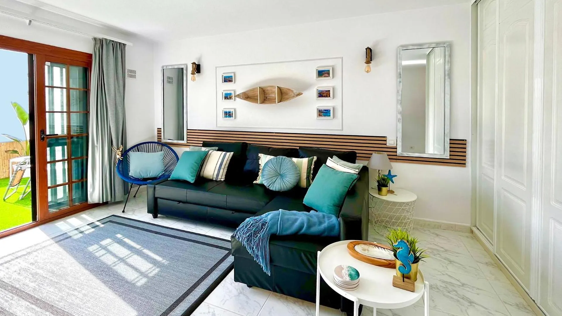 At The Beach, Sunny Bungalow & 2 Heated Pools, Large Terrace, In Costa Adeje Ισπανία