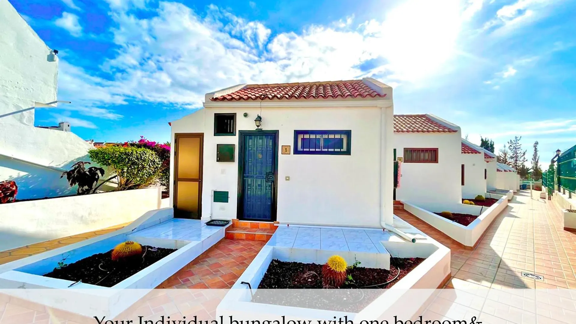 At The Beach, Sunny Bungalow & 2 Heated Pools, Large Terrace, In Costa Adeje Διαμέρισμα Costa Adeje (Tenerife)